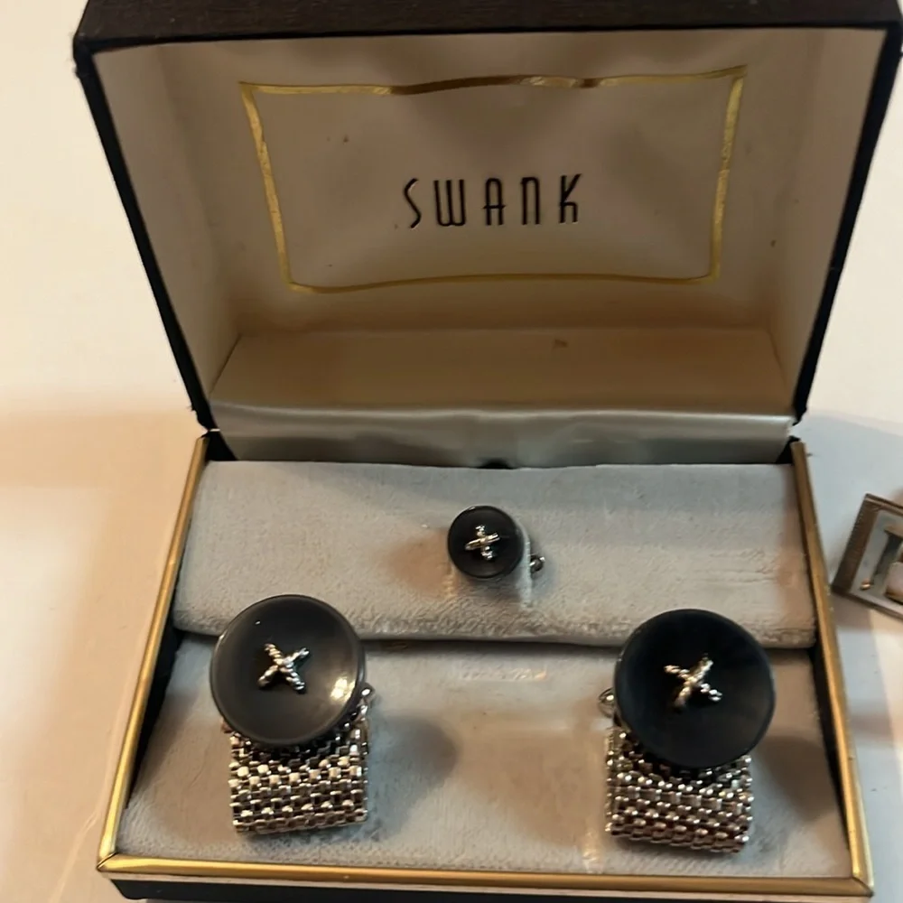 Vintage Swank Cufflinks B Monogram 5 piece set Black Silver Rare